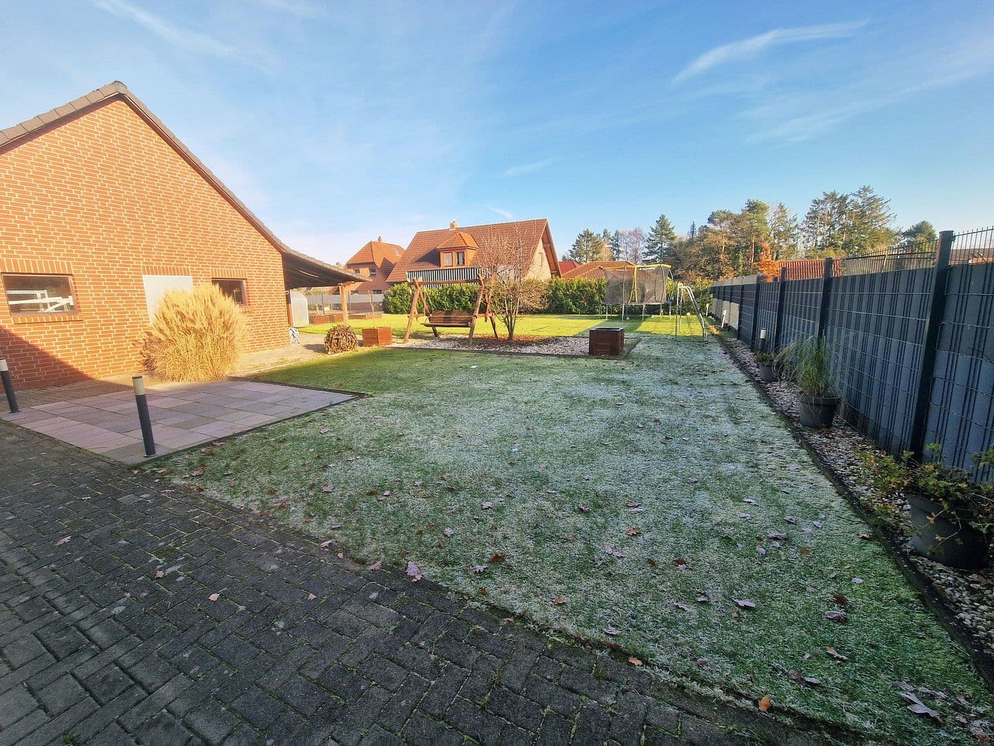 Predaj domu 324 m², pozemek 1.293 m², Garrel, Dolné Sasko Predaj domu 324 m², pozemek 1.293 m², Garrel, Dolné Sasko