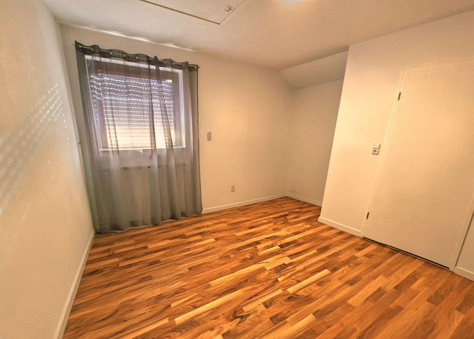 Predaj domu 324 m², pozemek 1.293 m², Garrel, Dolné Sasko Predaj domu 324 m², pozemek 1.293 m², Garrel, Dolné Sasko