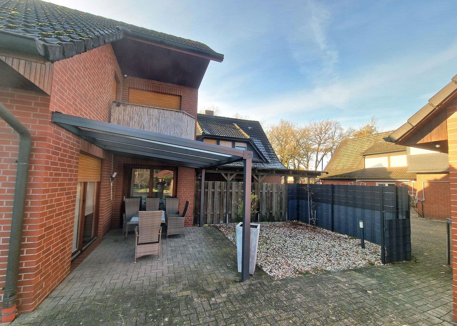 Predaj domu 324 m², pozemek 1.293 m², Garrel, Dolné Sasko Predaj domu 324 m², pozemek 1.293 m², Garrel, Dolné Sasko