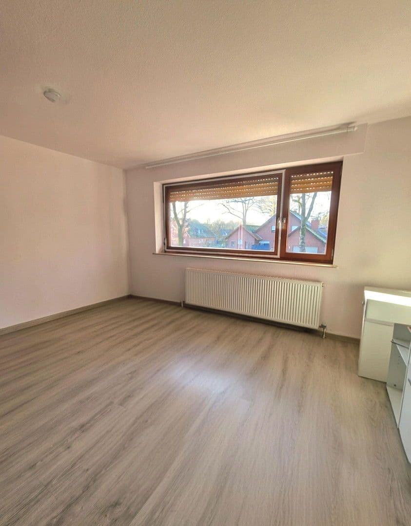 Predaj domu 324 m², pozemek 1.293 m², Garrel, Dolné Sasko Predaj domu 324 m², pozemek 1.293 m², Garrel, Dolné Sasko