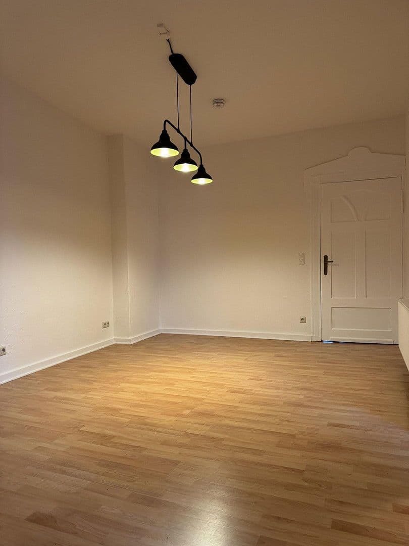 Prenájom bytu 4-izbový 110 m², Altes Dorf 20, Stendal, Sasko-Anhaltsko Prenájom bytu 4-izbový 110 m², Altes Dorf 20, Stendal, Sasko-Anhaltsko