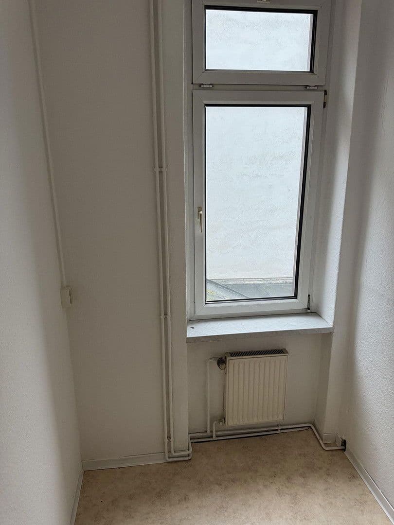 Prenájom bytu 4-izbový 110 m², Altes Dorf 20, Stendal, Sasko-Anhaltsko Prenájom bytu 4-izbový 110 m², Altes Dorf 20, Stendal, Sasko-Anhaltsko