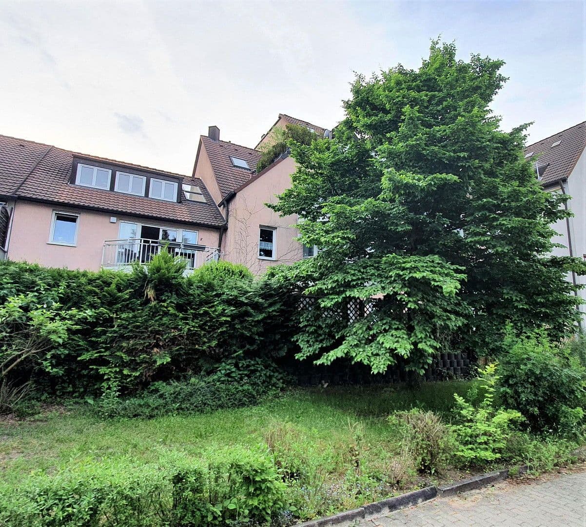 Prenájom bytu 3-izbový 91 m², Nürnberg, Bavorsko Prenájom bytu 3-izbový 91 m², Nürnberg, Bavorsko