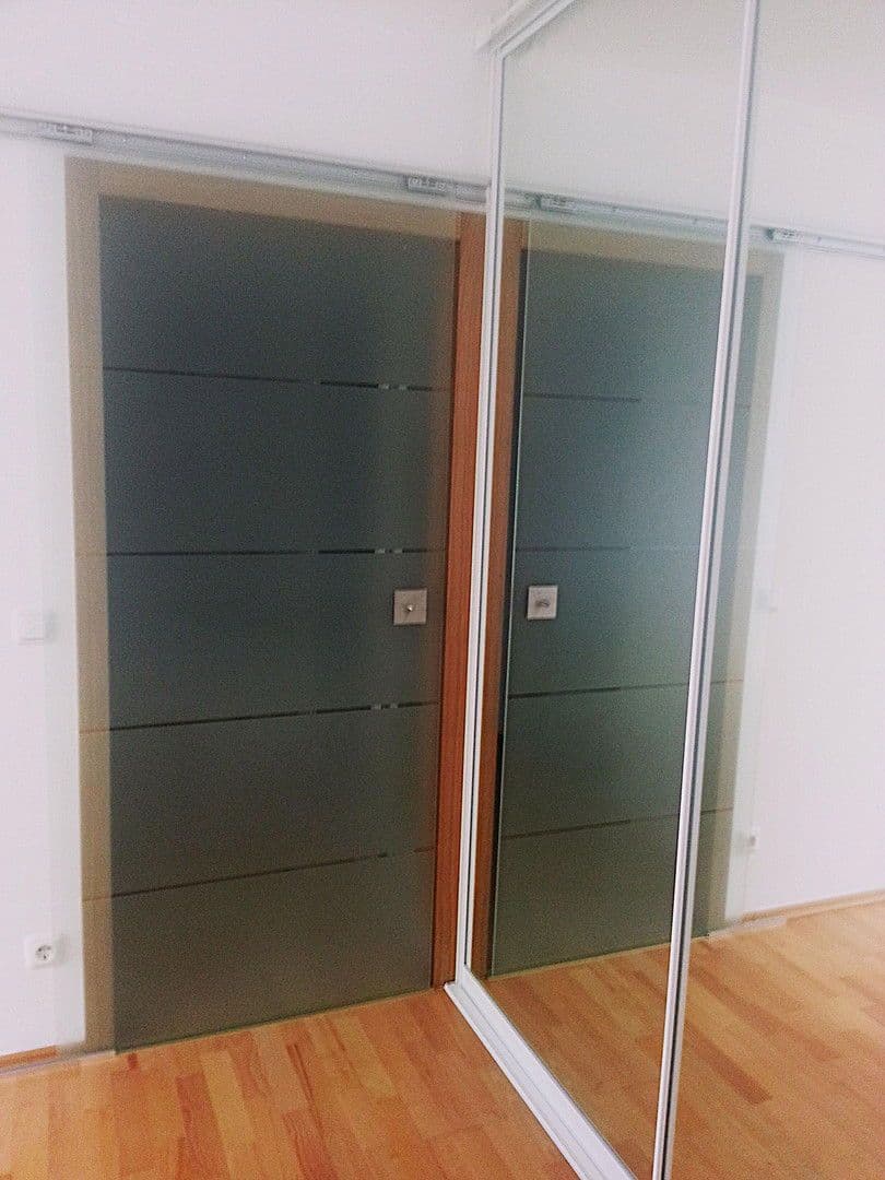 Prenájom bytu 3-izbový 91 m², Nürnberg, Bavorsko Prenájom bytu 3-izbový 91 m², Nürnberg, Bavorsko