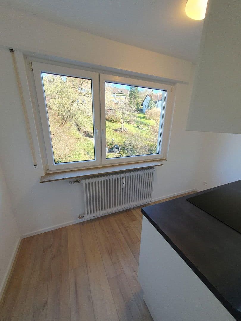 Prenájom bytu 2-izbový 44 m², Krummenackerstraße 69, Esslingen am Neckar, Bádensko-Wurttembersko Prenájom bytu 2-izbový 44 m², Krummenackerstraße 69, Esslingen am Neckar, Bádensko-Wurttembersko