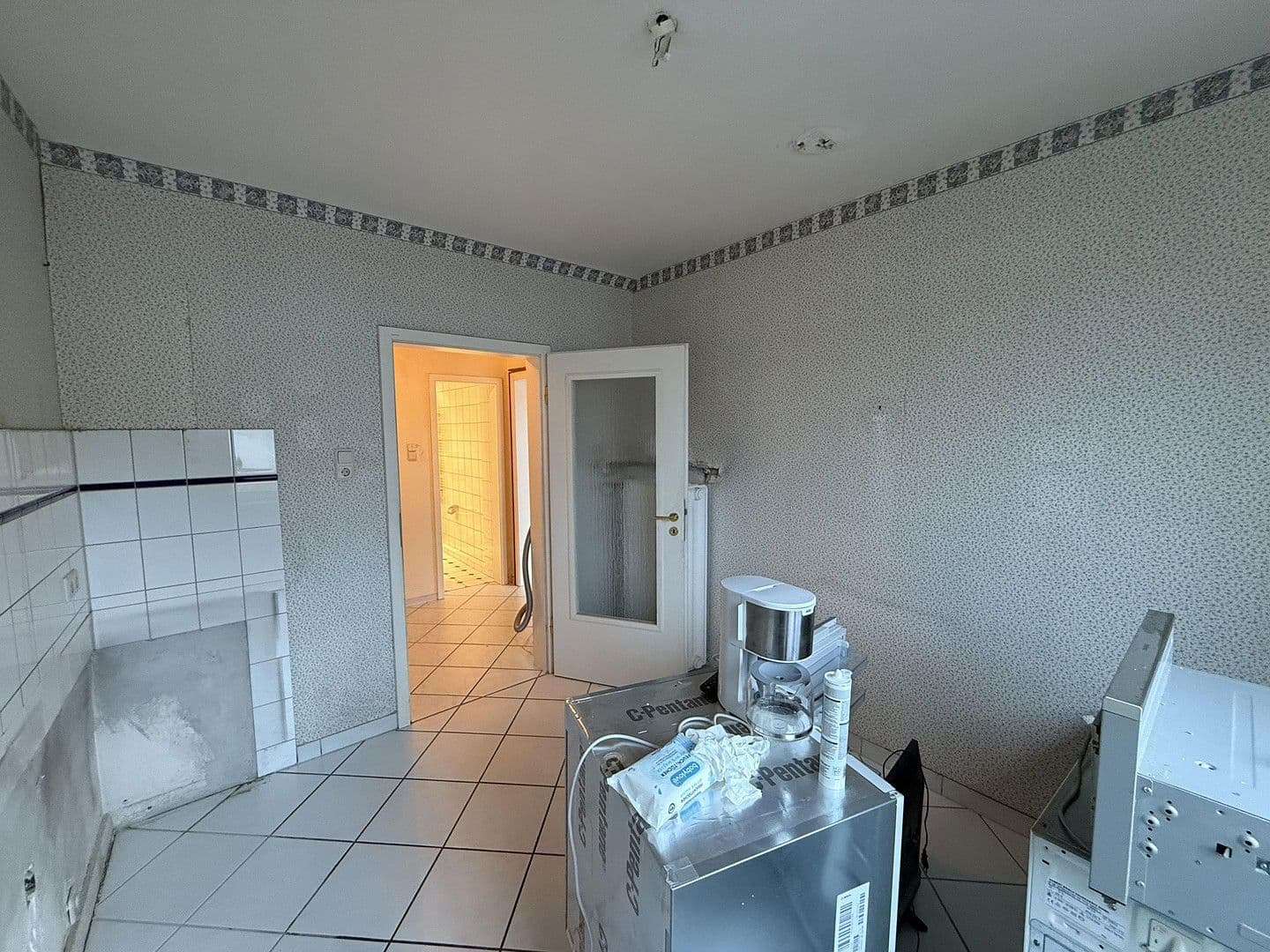 Prenájom bytu 1-izbový 40 m², Mannheim, Bádensko-Wurttembersko Prenájom bytu 1-izbový 40 m², Mannheim, Bádensko-Wurttembersko