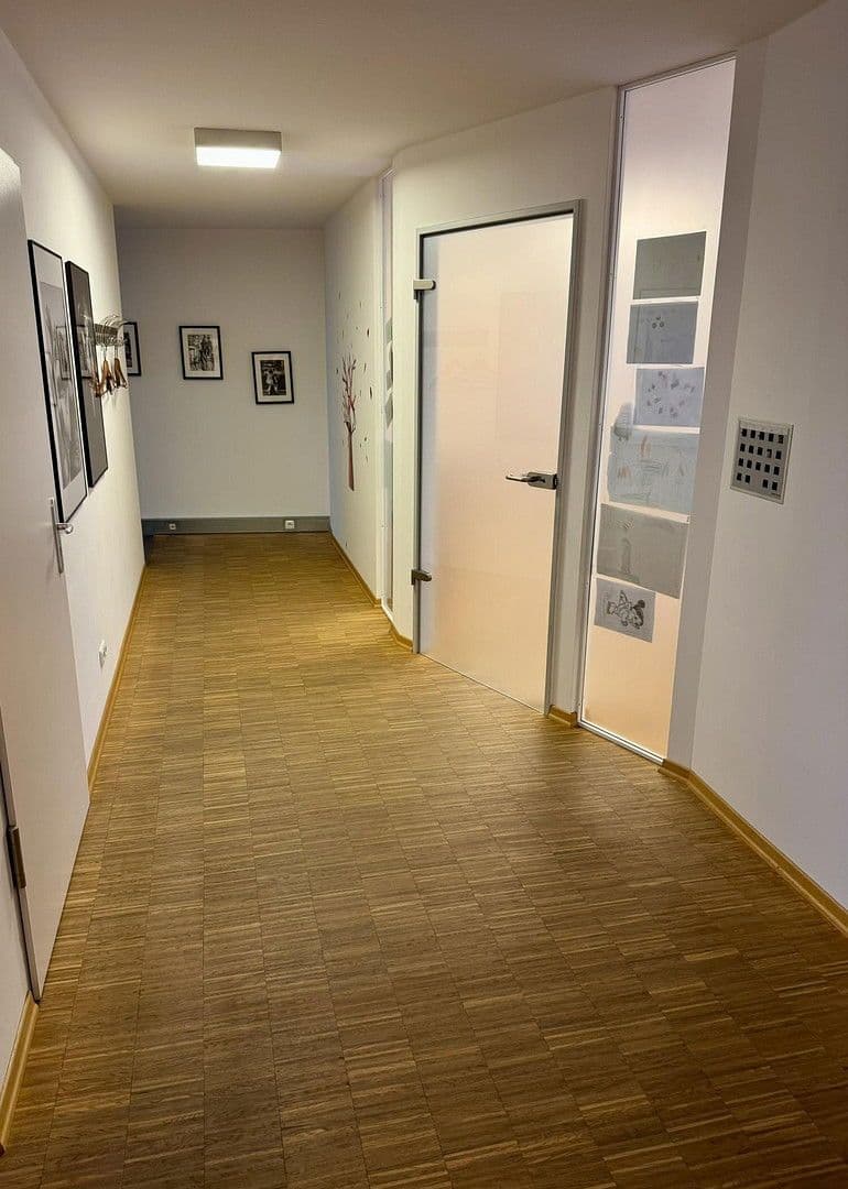 Prenájom kancelárie 152 m², Barlachstraße 9c, Nürnberg, Bavorsko Prenájom kancelárie 152 m², Barlachstraße 9c, Nürnberg, Bavorsko