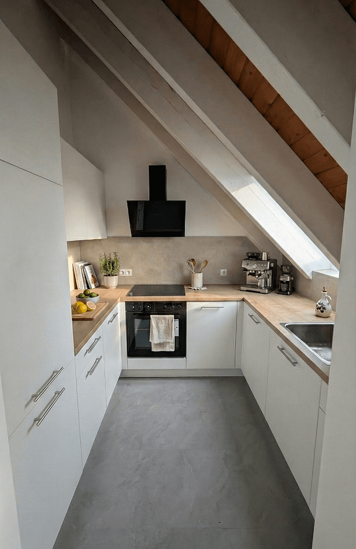 Prenájom bytu 3-izbový 62 m², Ulm, Bádensko-Wurttembersko Prenájom bytu 3-izbový 62 m², Ulm, Bádensko-Wurttembersko