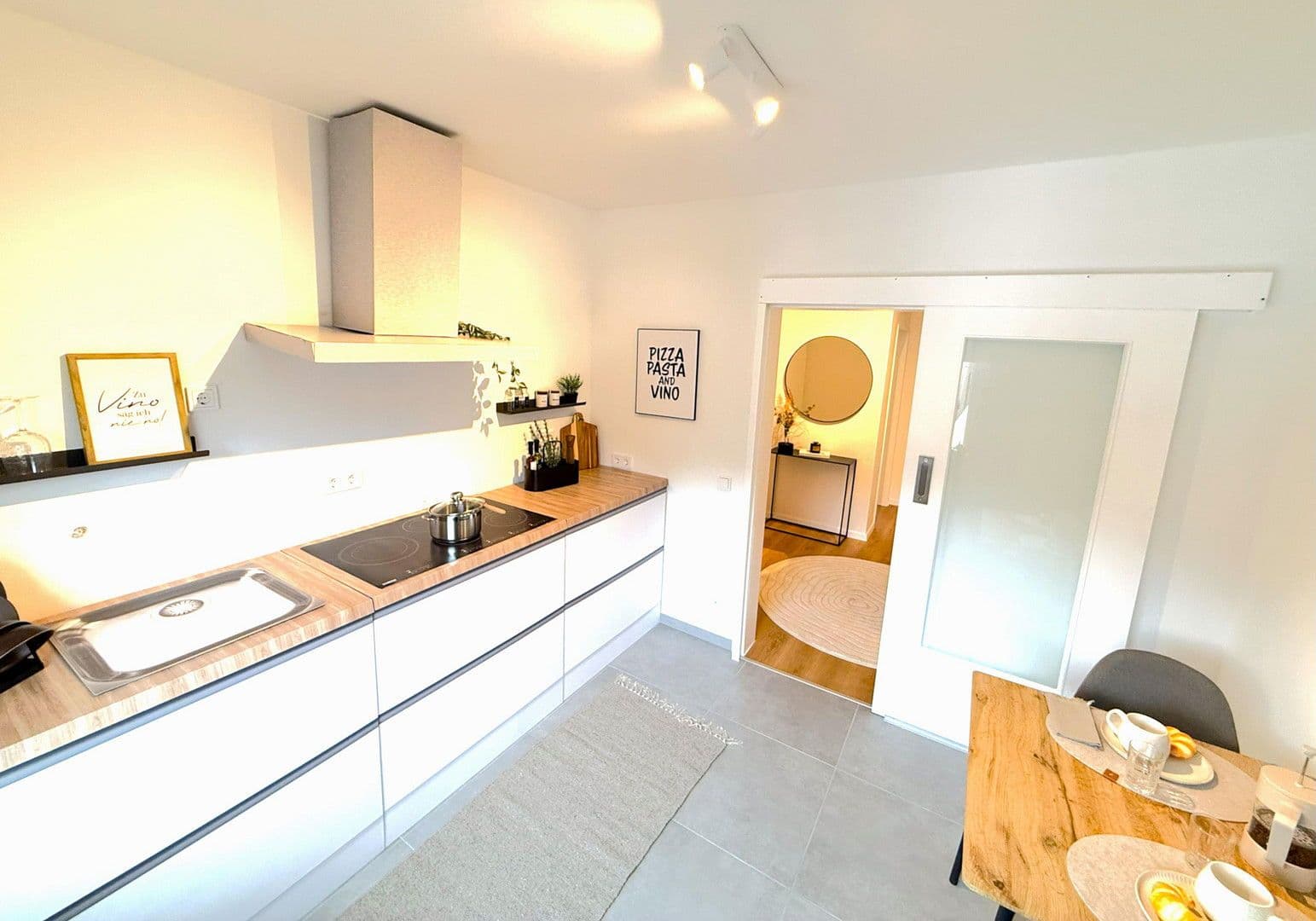 Predaj bytu 3-izbový 70 m², Saarbrücken, Sársko Predaj bytu 3-izbový 70 m², Saarbrücken, Sársko