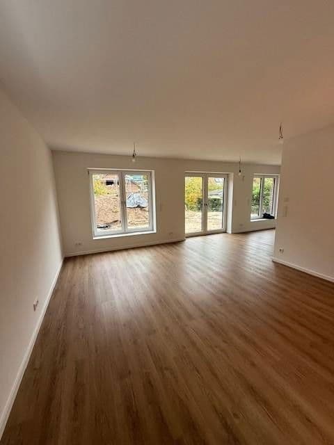Prenájom bytu 3-izbový 119 m², Ringstraße, Hamburg, Hamburg Prenájom bytu 3-izbový 119 m², Ringstraße, Hamburg, Hamburg