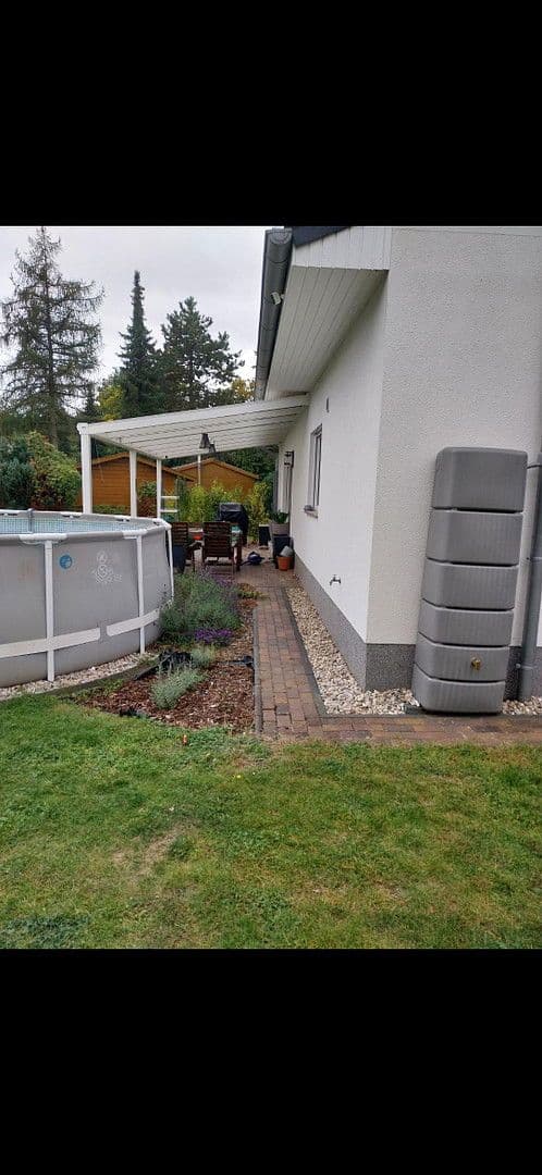 Predaj domu 135 m², pozemek 698 m², Falkensee, Brandenbursko Predaj domu 135 m², pozemek 698 m², Falkensee, Brandenbursko