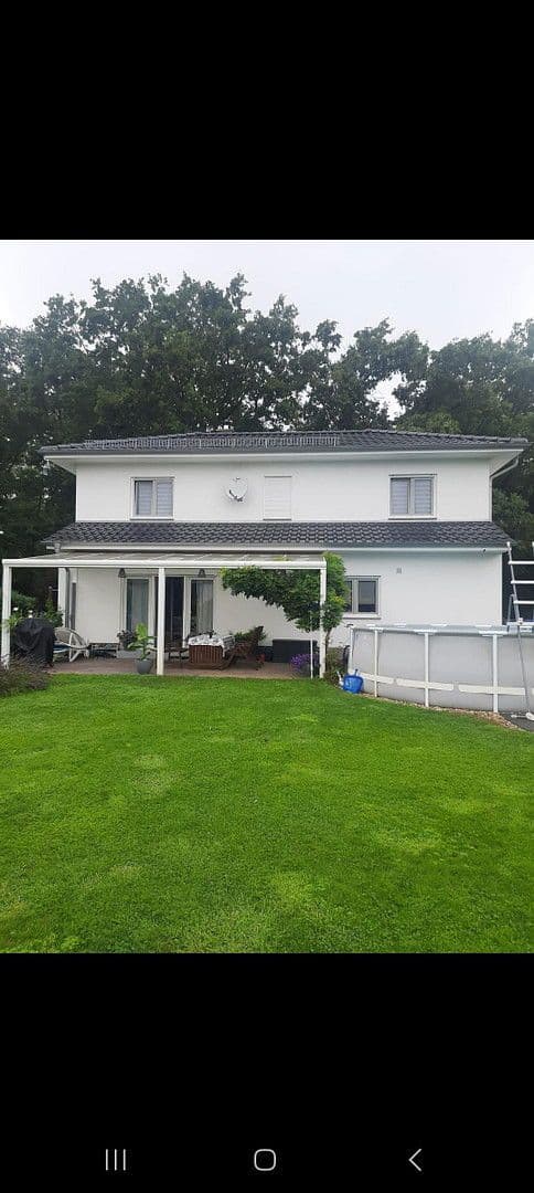 Predaj domu 135 m², pozemek 698 m², Falkensee, Brandenbursko Predaj domu 135 m², pozemek 698 m², Falkensee, Brandenbursko