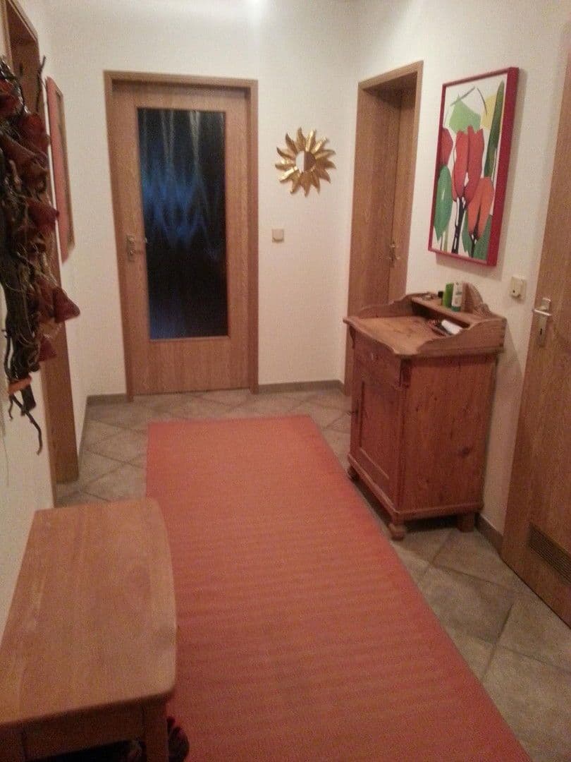 Prenájom bytu 3-izbový 84 m², Wilhermsdorf, Bavorsko Prenájom bytu 3-izbový 84 m², Wilhermsdorf, Bavorsko