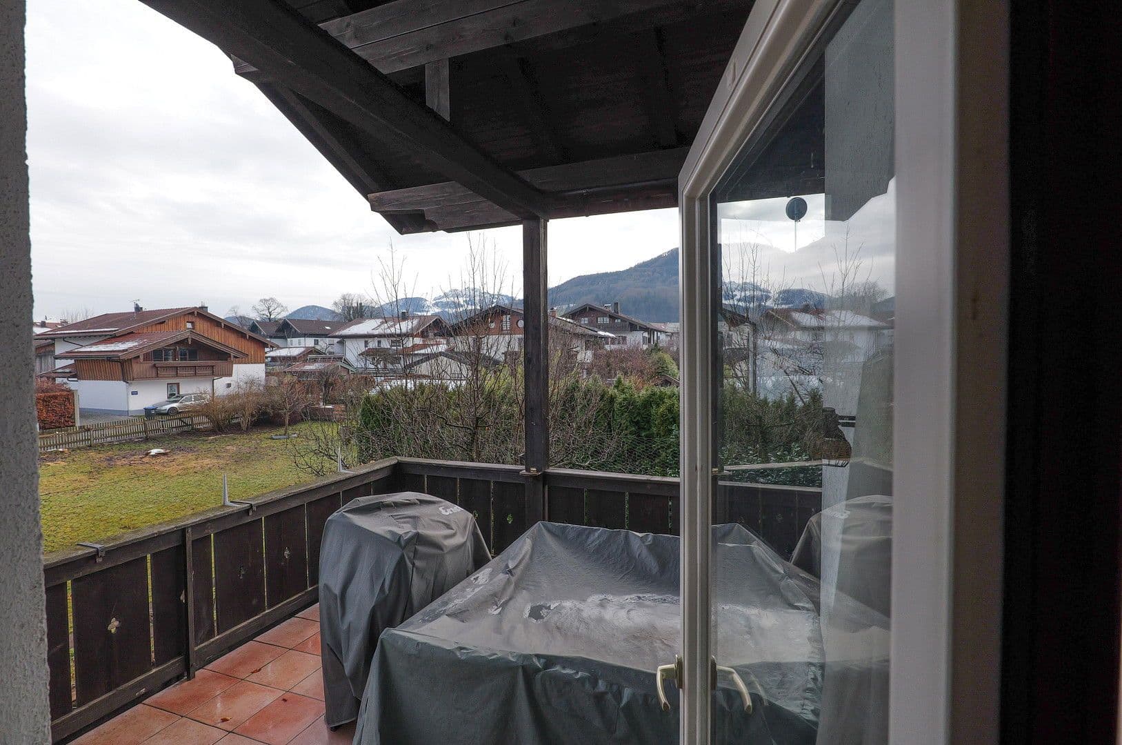 Predaj domu 234 m², pozemek 763 m², Laubensteinweg 10, Frasdorf, Bavorsko Predaj domu 234 m², pozemek 763 m², Laubensteinweg 10, Frasdorf, Bavorsko