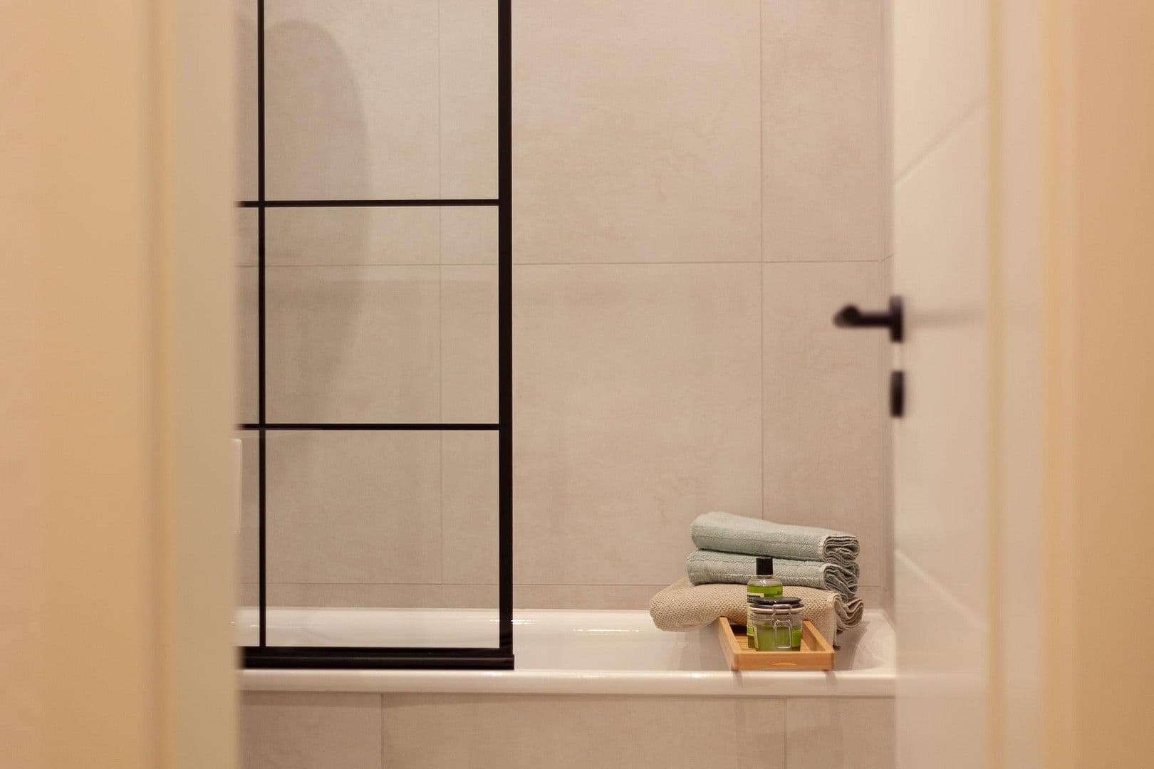 Predaj bytu 1-izbový 37 m², Mülheim an der Ruhr, Severné Porýnie - Westfálsko Predaj bytu 1-izbový 37 m², Mülheim an der Ruhr, Severné Porýnie - Westfálsko