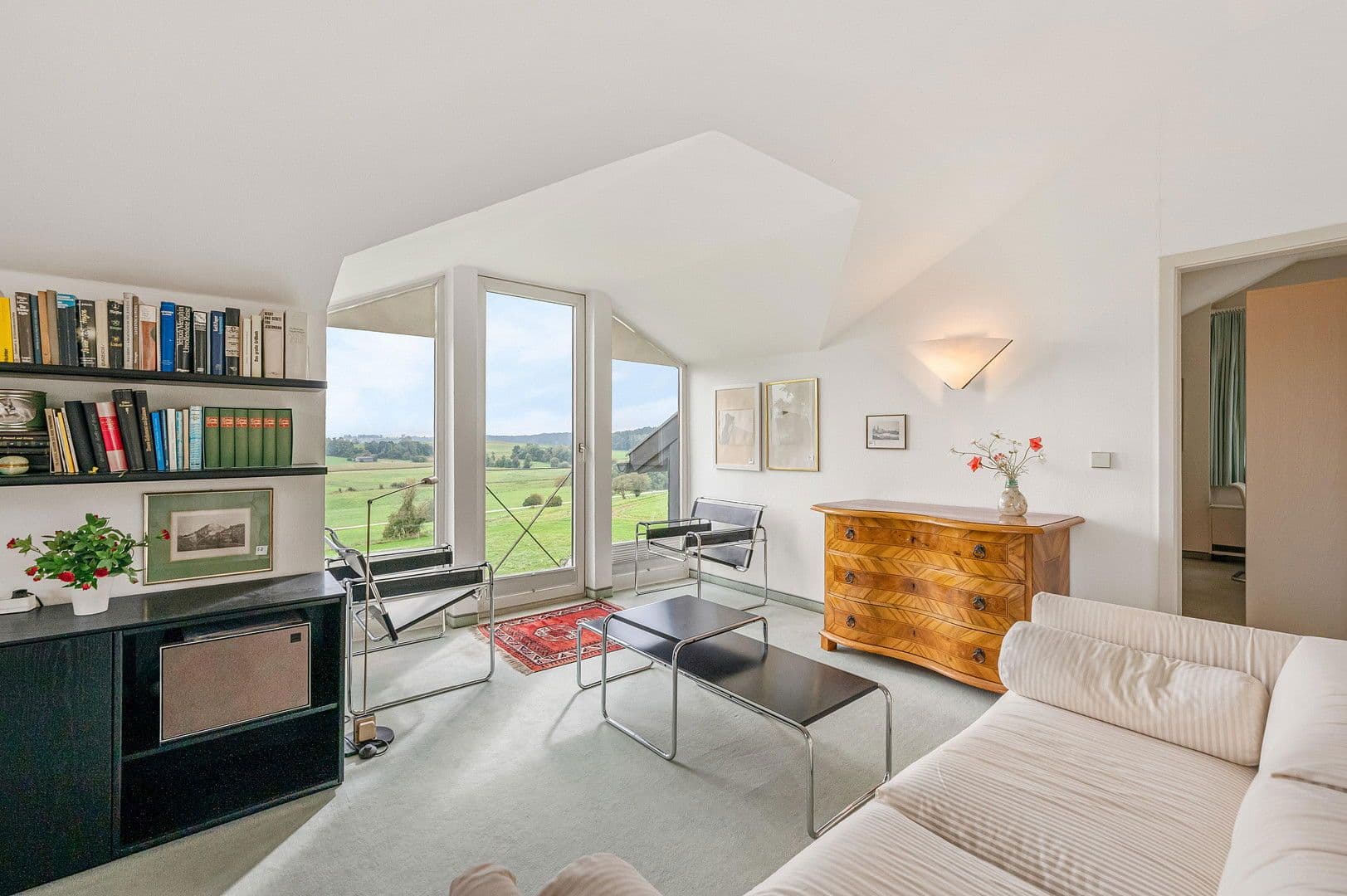 Predaj domu 242 m², pozemek 1.226 m², Berg (Aufkirchen), Bavorsko Predaj domu 242 m², pozemek 1.226 m², Berg (Aufkirchen), Bavorsko