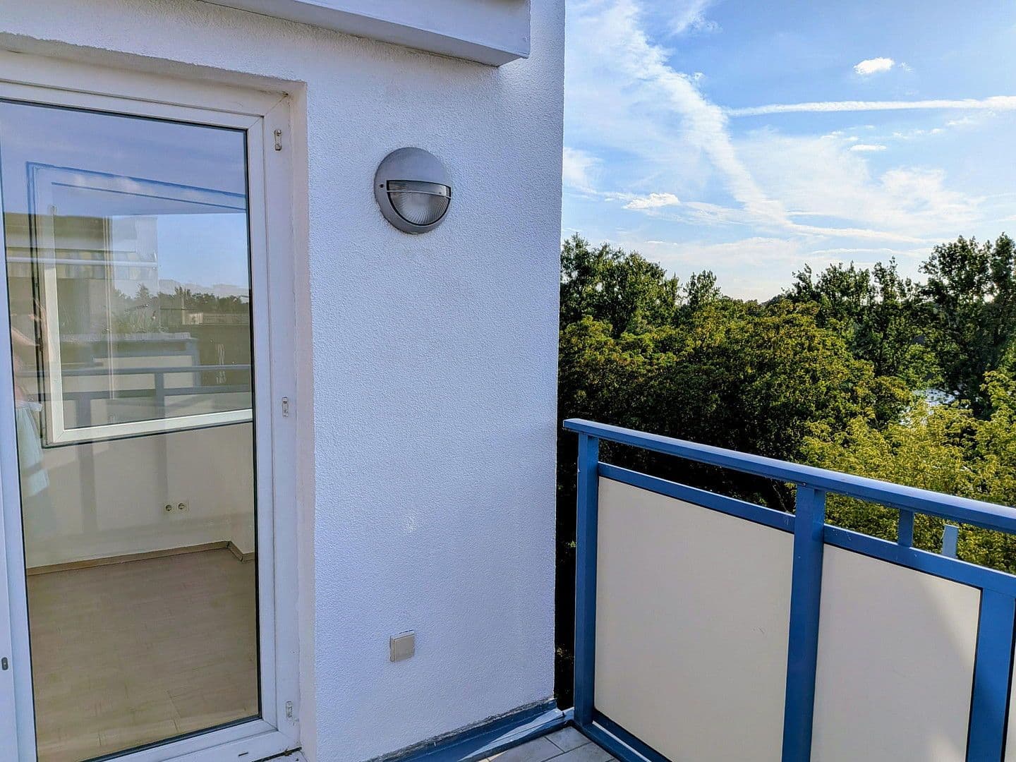 Predaj bytu 3-izbový 96 m², Berlin, Berlín Predaj bytu 3-izbový 96 m², Berlin, Berlín