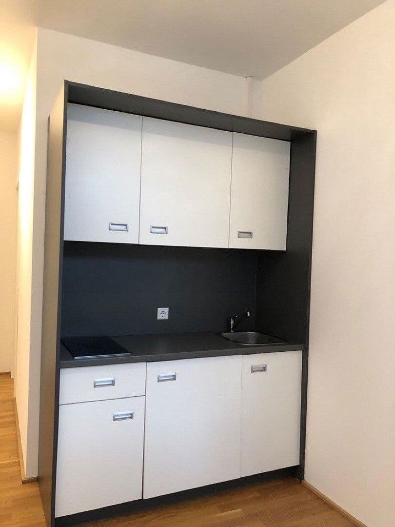 Predaj bytu 1-izbový 22 m², Ferdinand happ str.21, Frankfurt am Main, Hesensko Predaj bytu 1-izbový 22 m², Ferdinand happ str.21, Frankfurt am Main, Hesensko