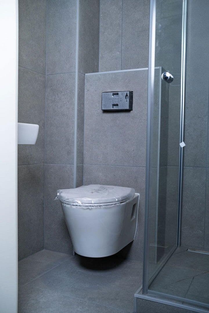 Predaj domu 140 m², pozemek 250 m², Zirndorfer Str. 9, Nürnberg, Bavorsko Predaj domu 140 m², pozemek 250 m², Zirndorfer Str. 9, Nürnberg, Bavorsko