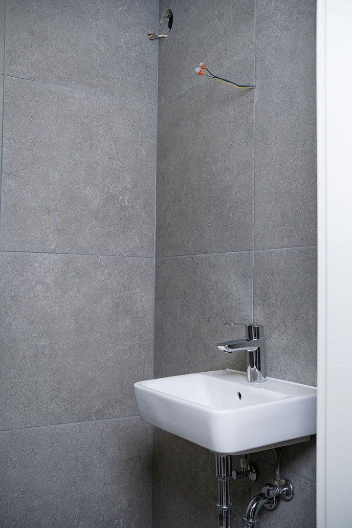 Predaj domu 140 m², pozemek 250 m², Zirndorfer Str. 9, Nürnberg, Bavorsko Predaj domu 140 m², pozemek 250 m², Zirndorfer Str. 9, Nürnberg, Bavorsko