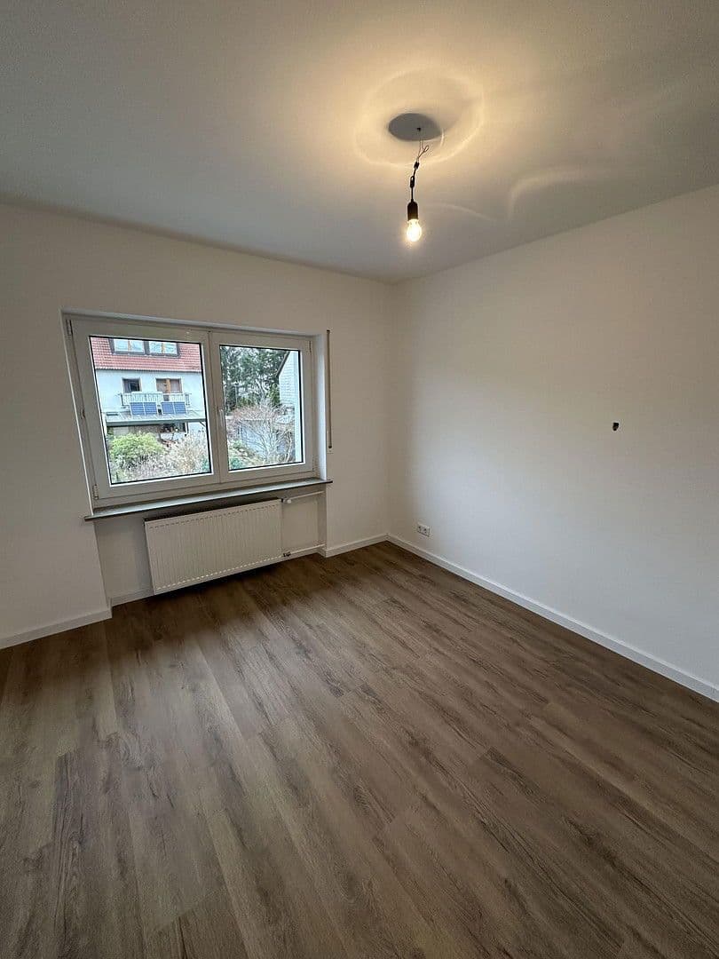 Predaj domu 140 m², pozemek 250 m², Zirndorfer Str. 9, Nürnberg, Bavorsko Predaj domu 140 m², pozemek 250 m², Zirndorfer Str. 9, Nürnberg, Bavorsko