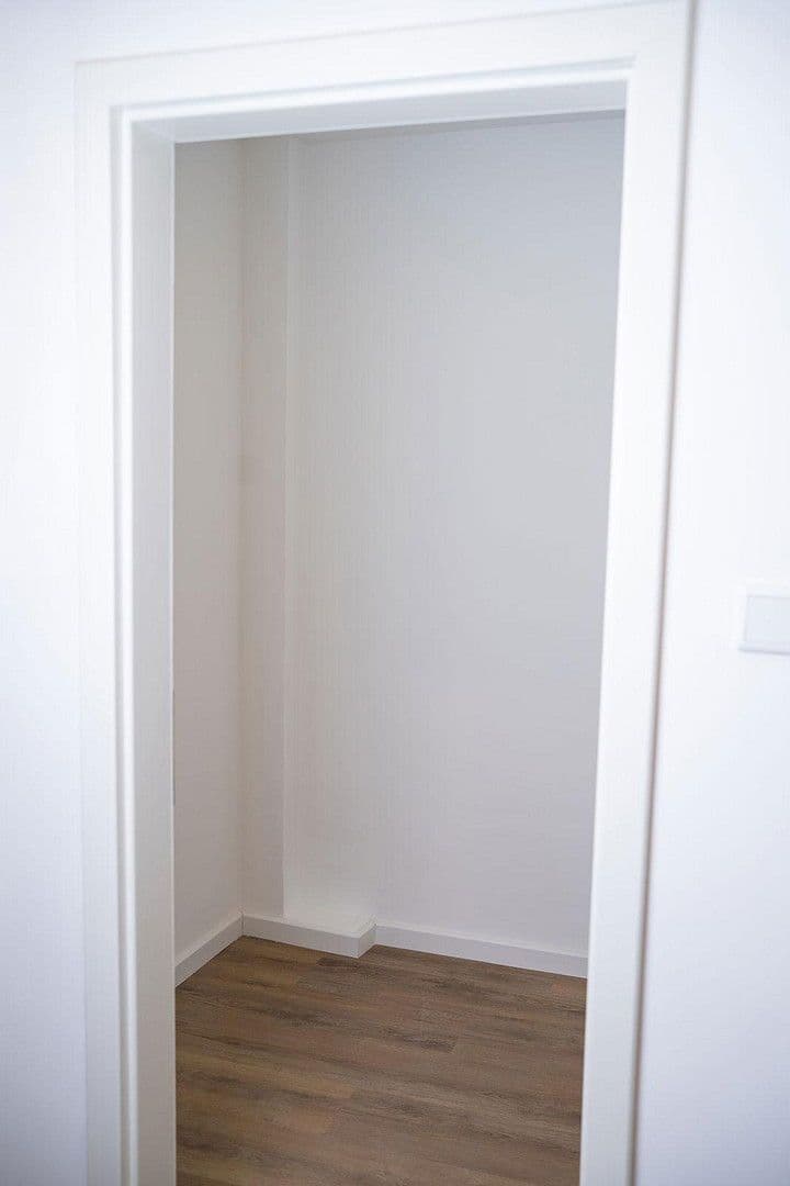 Predaj domu 140 m², pozemek 250 m², Zirndorfer Str. 9, Nürnberg, Bavorsko Predaj domu 140 m², pozemek 250 m², Zirndorfer Str. 9, Nürnberg, Bavorsko