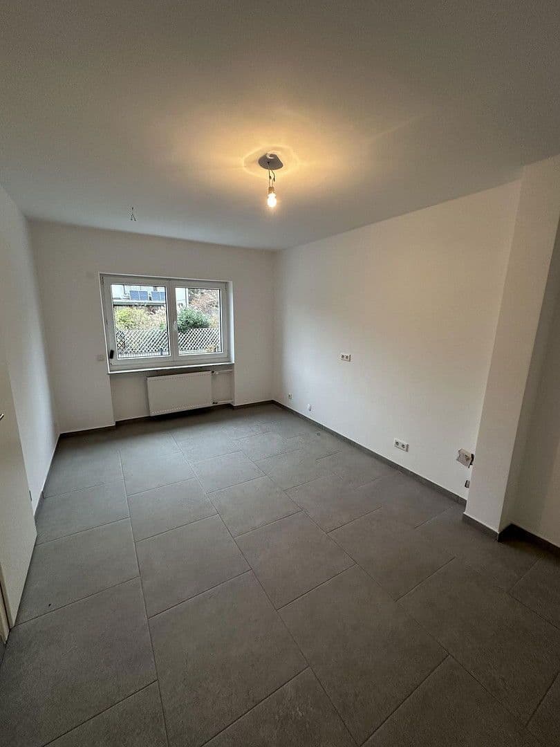 Predaj domu 140 m², pozemek 250 m², Zirndorfer Str. 9, Nürnberg, Bavorsko Predaj domu 140 m², pozemek 250 m², Zirndorfer Str. 9, Nürnberg, Bavorsko