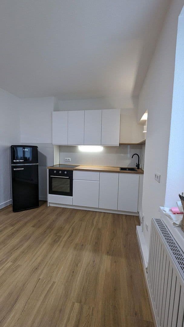 Prenájom bytu 3-izbový 60 m², Mülheim a.d., Severné Porýnie - Westfálsko Prenájom bytu 3-izbový 60 m², Mülheim a.d., Severné Porýnie - Westfálsko