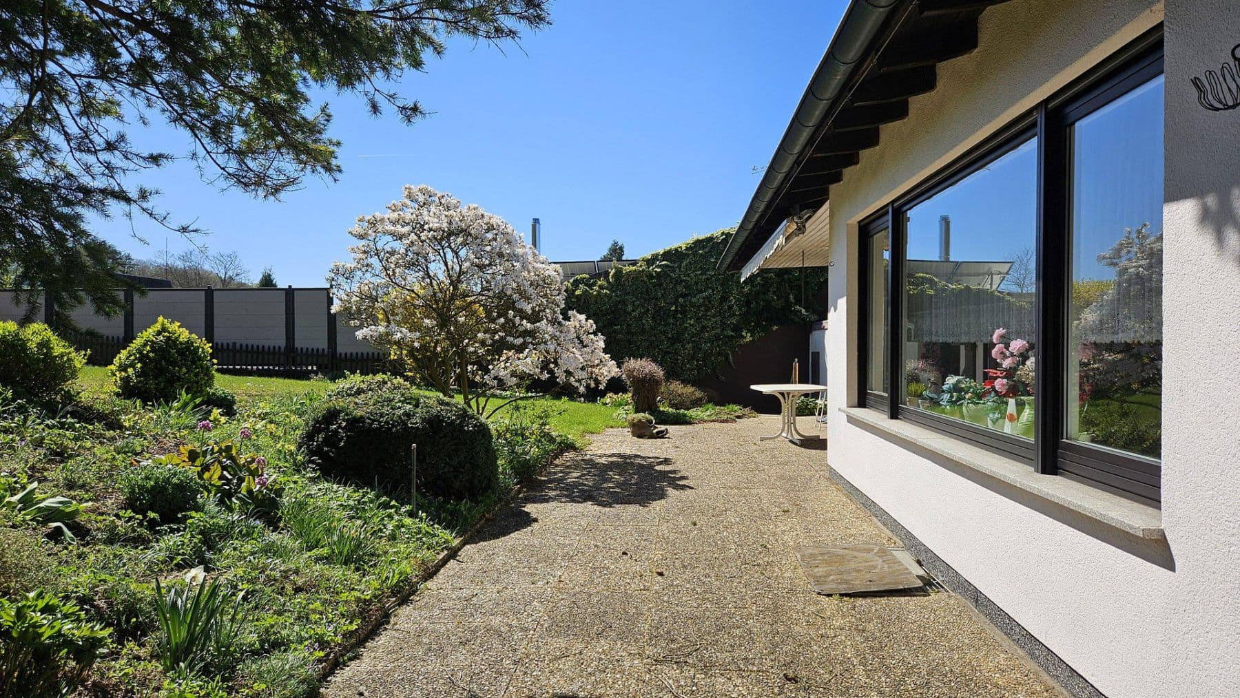 Predaj domu 122 m², pozemek 714 m², Mandelbachtal, Sársko Predaj domu 122 m², pozemek 714 m², Mandelbachtal, Sársko