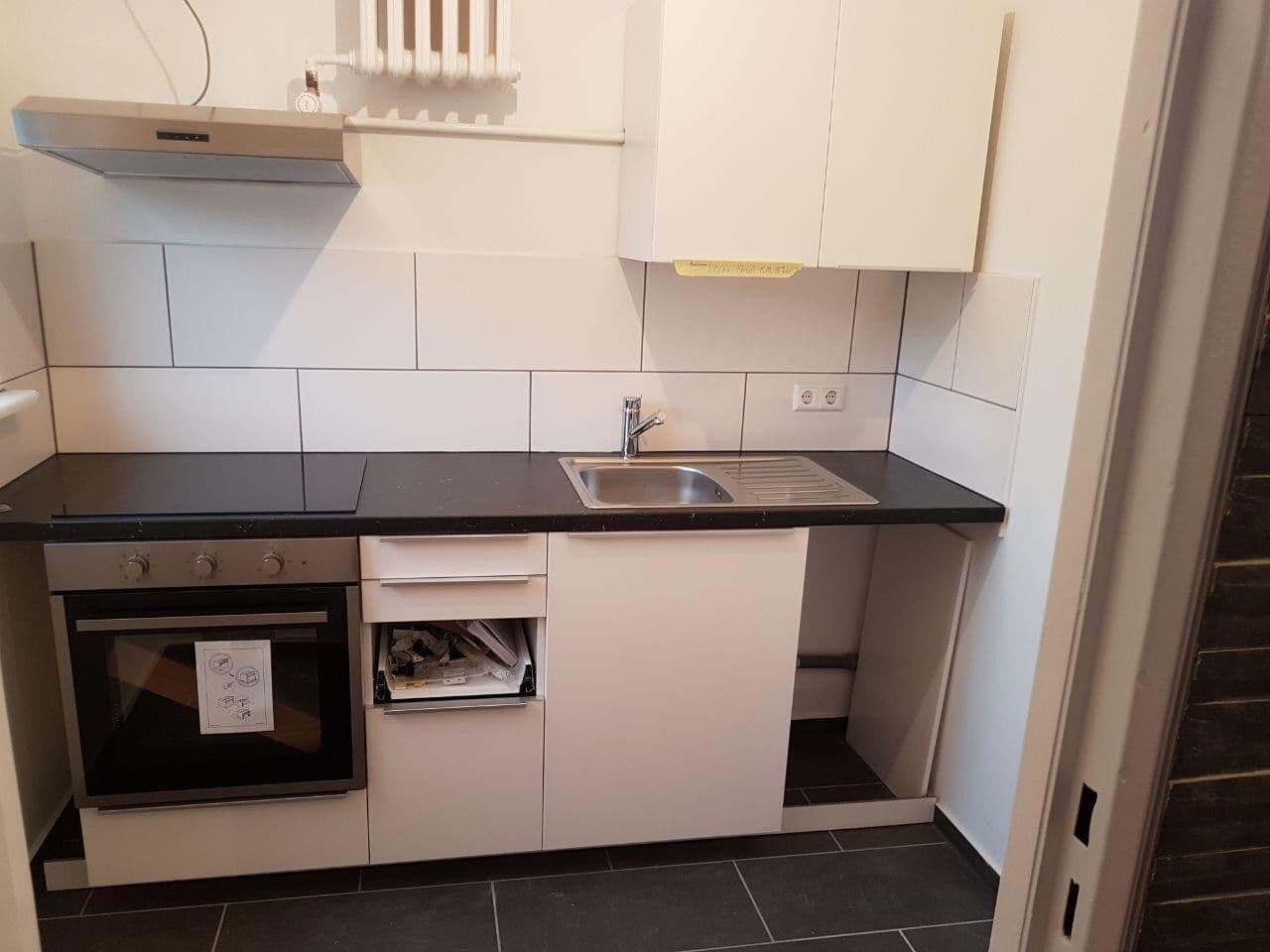 Prenájom bytu 1-izbový 34 m², Berlin, Berlín Prenájom bytu 1-izbový 34 m², Berlin, Berlín