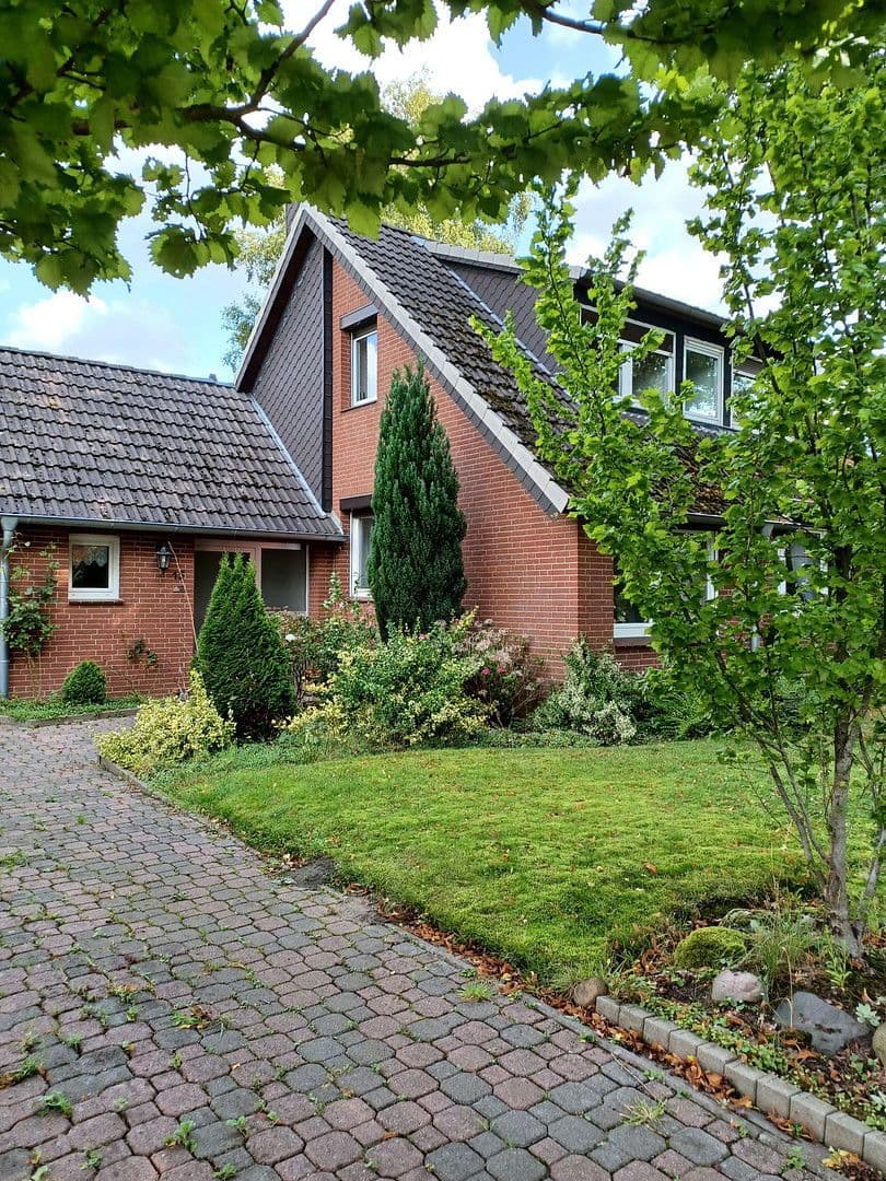 Predaj domu 100 m², pozemek 769 m², Osterholz-Scharmbeck, Dolné Sasko Predaj domu 100 m², pozemek 769 m², Osterholz-Scharmbeck, Dolné Sasko