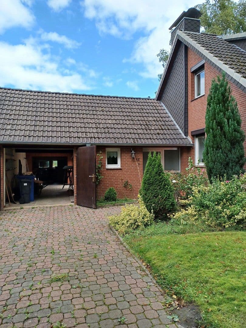 Predaj domu 100 m², pozemek 769 m², Osterholz-Scharmbeck, Dolné Sasko Predaj domu 100 m², pozemek 769 m², Osterholz-Scharmbeck, Dolné Sasko