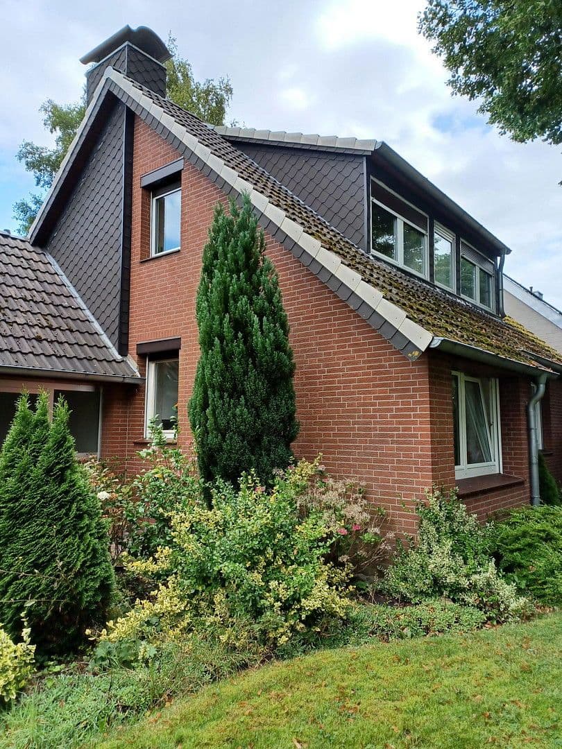 Predaj domu 100 m², pozemek 769 m², Osterholz-Scharmbeck, Dolné Sasko Predaj domu 100 m², pozemek 769 m², Osterholz-Scharmbeck, Dolné Sasko