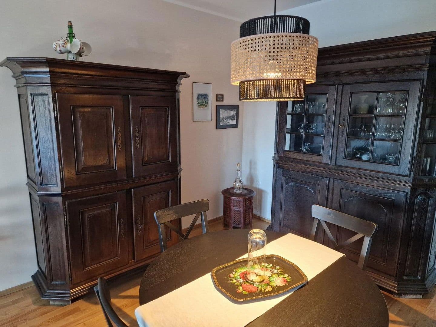 Prenájom bytu 4-izbový 115 m², Ratingen, Severné Porýnie - Westfálsko Prenájom bytu 4-izbový 115 m², Ratingen, Severné Porýnie - Westfálsko