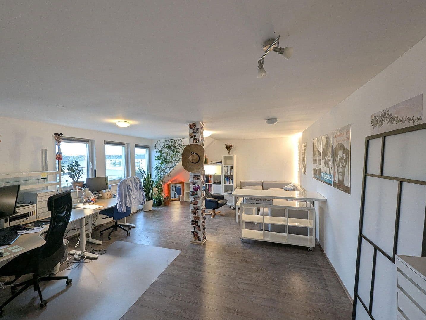 Prenájom bytu 2-izbový 82 m², Erkratherstr. 28, Düsseldorf, Severné Porýnie - Westfálsko Prenájom bytu 2-izbový 82 m², Erkratherstr. 28, Düsseldorf, Severné Porýnie - Westfálsko