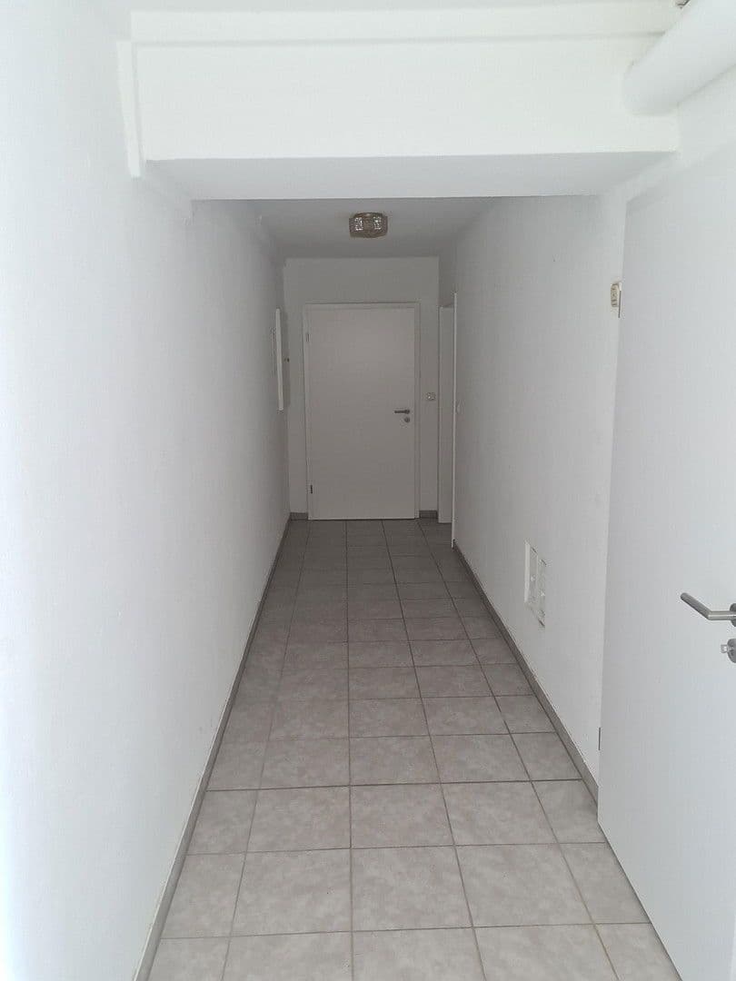 Prenájom bytu 3-izbový 110 m², Sinntal, Hesensko Prenájom bytu 3-izbový 110 m², Sinntal, Hesensko