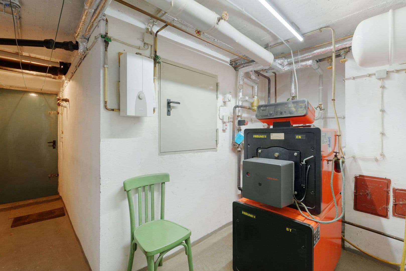 Predaj domu 187 m², pozemek 572 m², Laubach, Porýnie-Falcko Predaj domu 187 m², pozemek 572 m², Laubach, Porýnie-Falcko