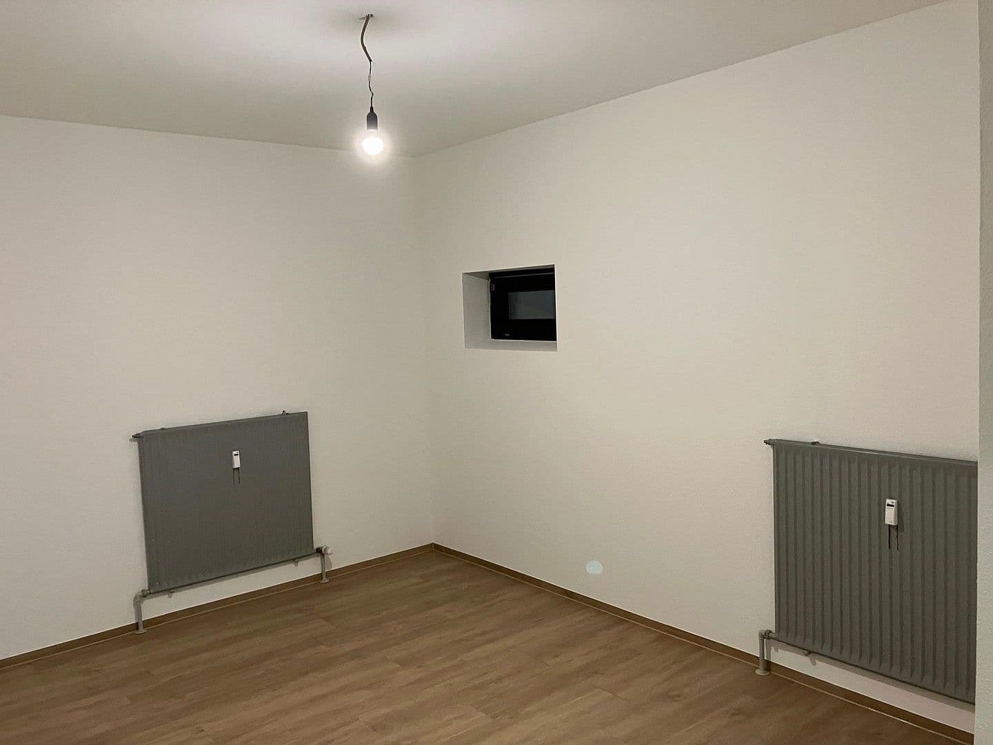 Prenájom bytu 4-izbový 62 m², Hohenheimer Str. 11, Leinfelden-Echterdingen, Bádensko-Wurttembersko Prenájom bytu 4-izbový 62 m², Hohenheimer Str. 11, Leinfelden-Echterdingen, Bádensko-Wurttembersko