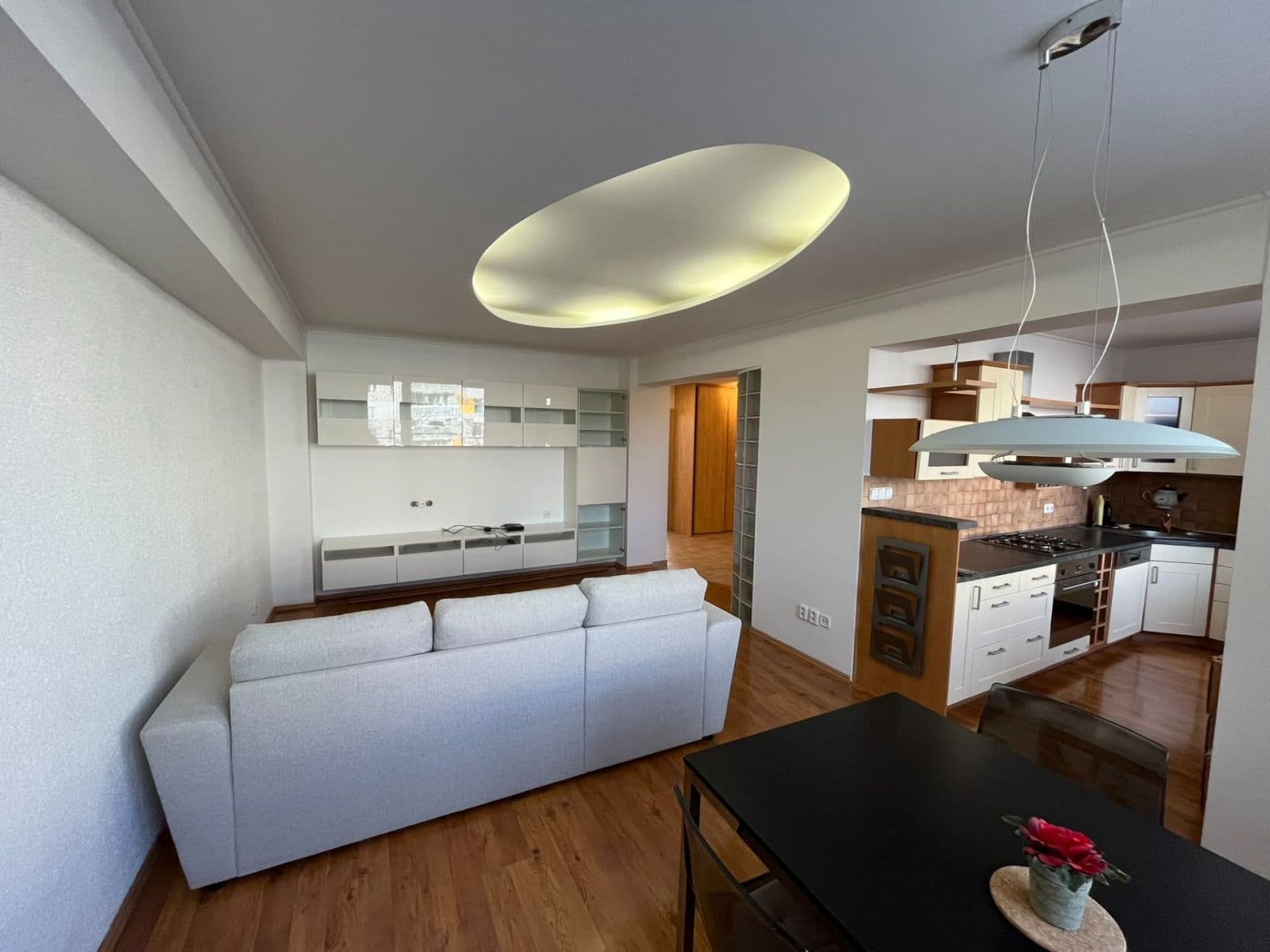 Prenájom bytu 3-izbový 77 m², Jana Palacha, Mladá Boleslav, Středočeský kraj Prenájom bytu 3-izbový 77 m², Jana Palacha, Mladá Boleslav, Středočeský kraj