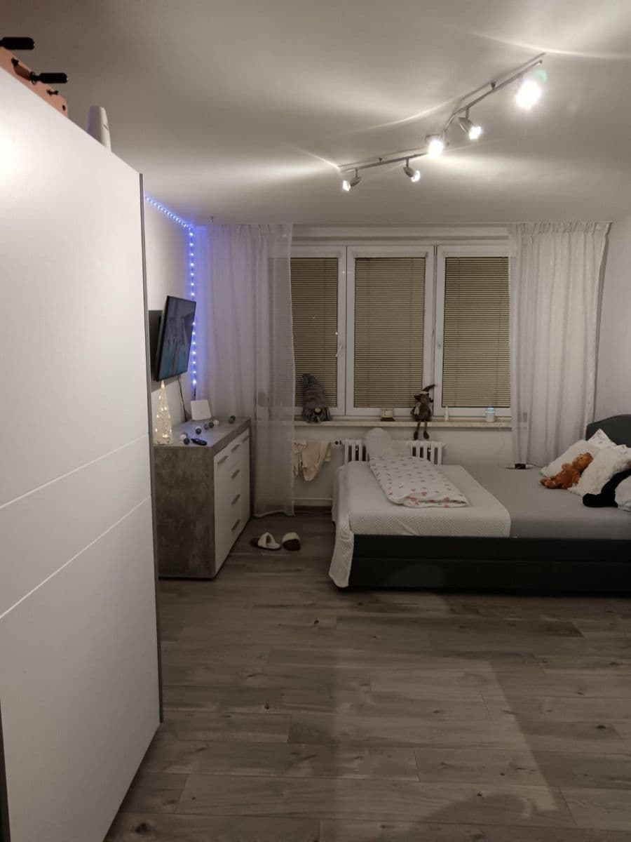 Predaj bytu 3-izbový 78 m², Výškovická, Ostrava, Moravskoslezský kraj Predaj bytu 3-izbový 78 m², Výškovická, Ostrava, Moravskoslezský kraj