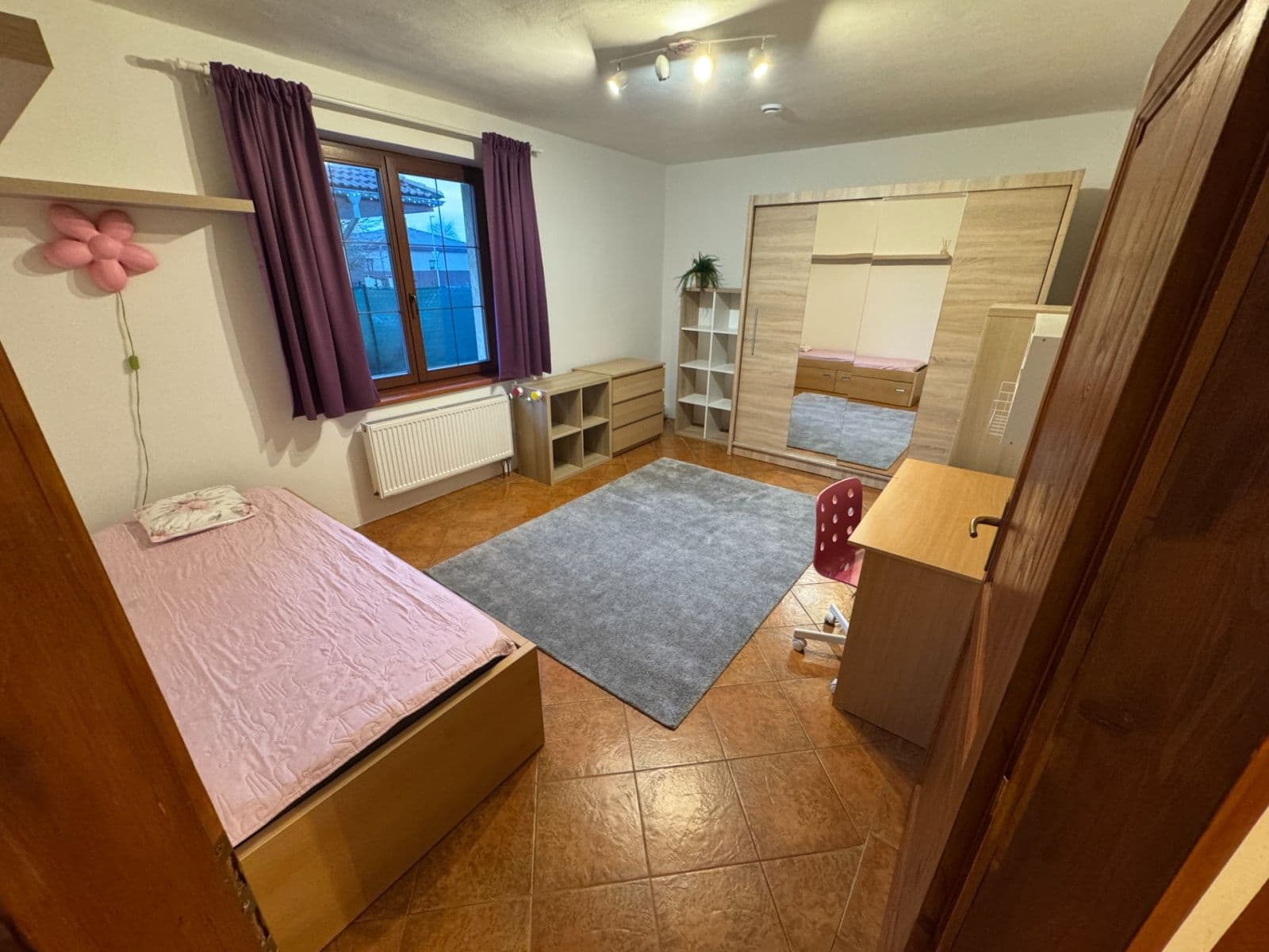Predaj domu 181 m², pozemek 820 m², Na Kamenné hrázi, Drahelčice, Středočeský kraj Predaj domu 181 m², pozemek 820 m², Na Kamenné hrázi, Drahelčice, Středočeský kraj