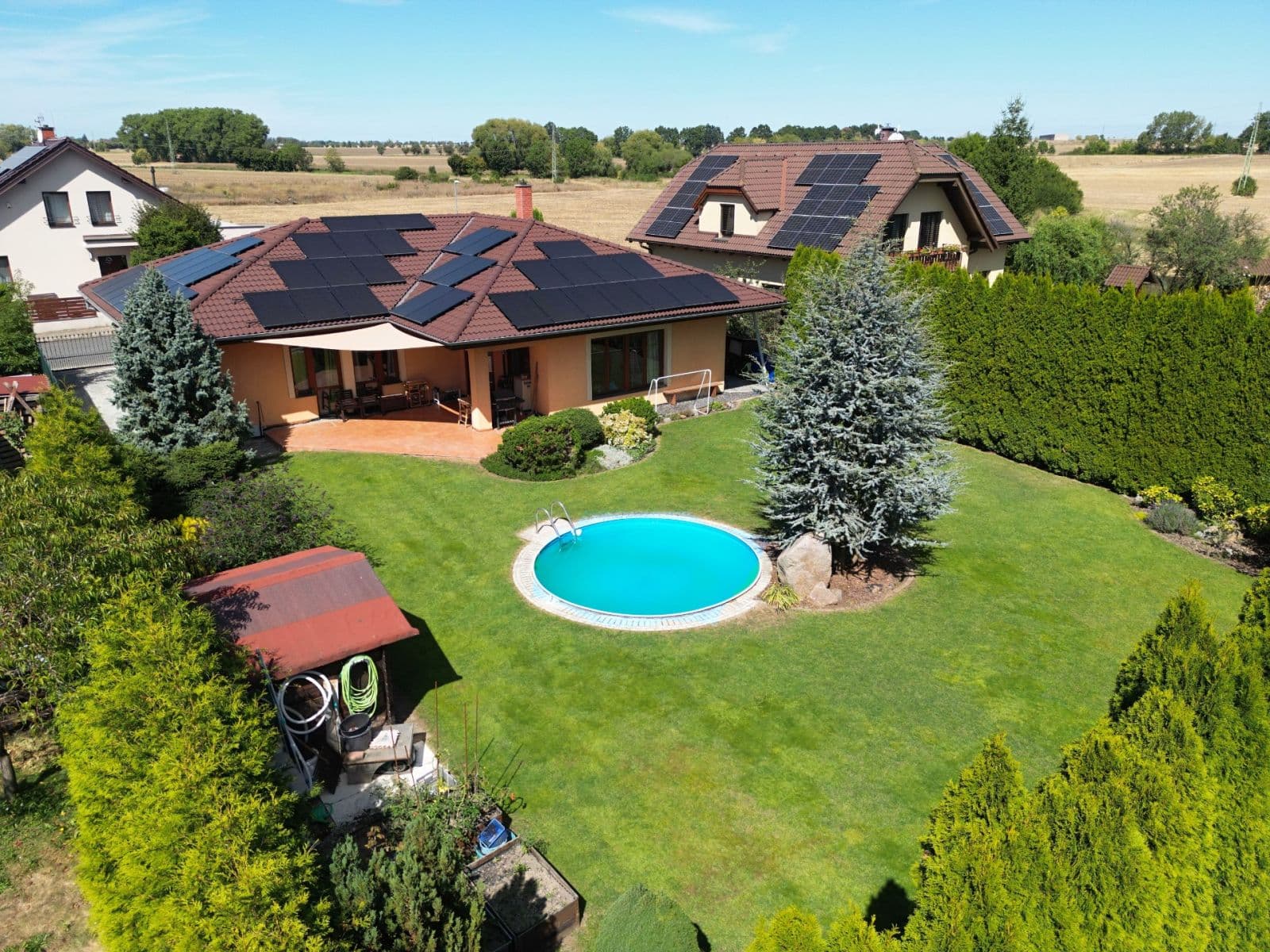 Predaj domu 181 m², pozemek 820 m², Na Kamenné hrázi, Drahelčice, Středočeský kraj Predaj domu 181 m², pozemek 820 m², Na Kamenné hrázi, Drahelčice, Středočeský kraj