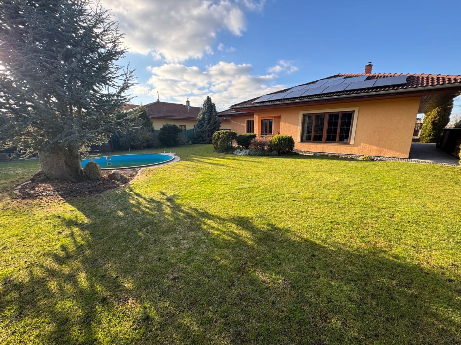 Predaj domu 181 m², pozemek 820 m², Na Kamenné hrázi, Drahelčice, Středočeský kraj Predaj domu 181 m², pozemek 820 m², Na Kamenné hrázi, Drahelčice, Středočeský kraj