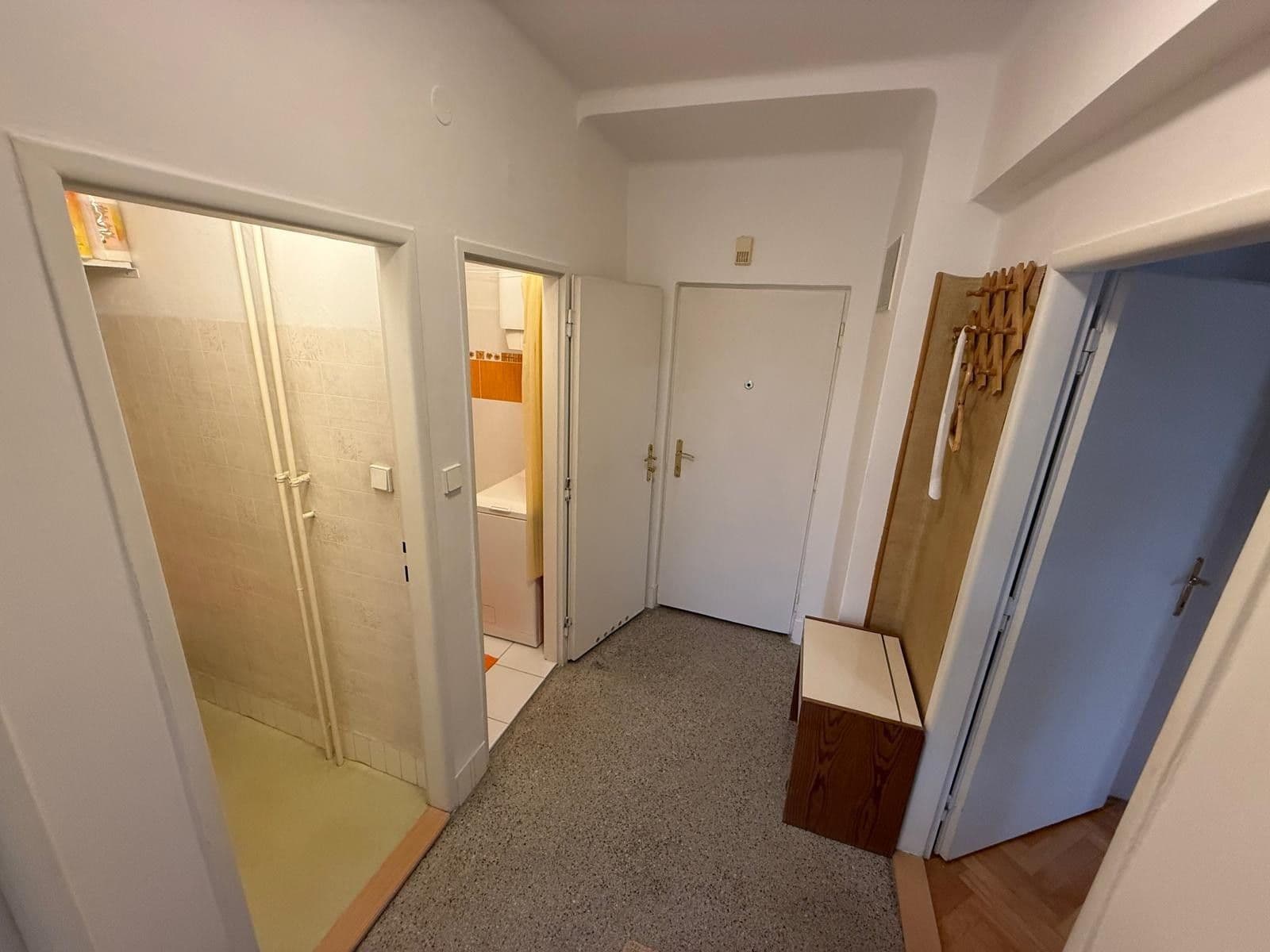 Prenájom bytu 1-izbový 42 m², Stehlíkova, Plzeň, Plzeňský kraj Prenájom bytu 1-izbový 42 m², Stehlíkova, Plzeň, Plzeňský kraj