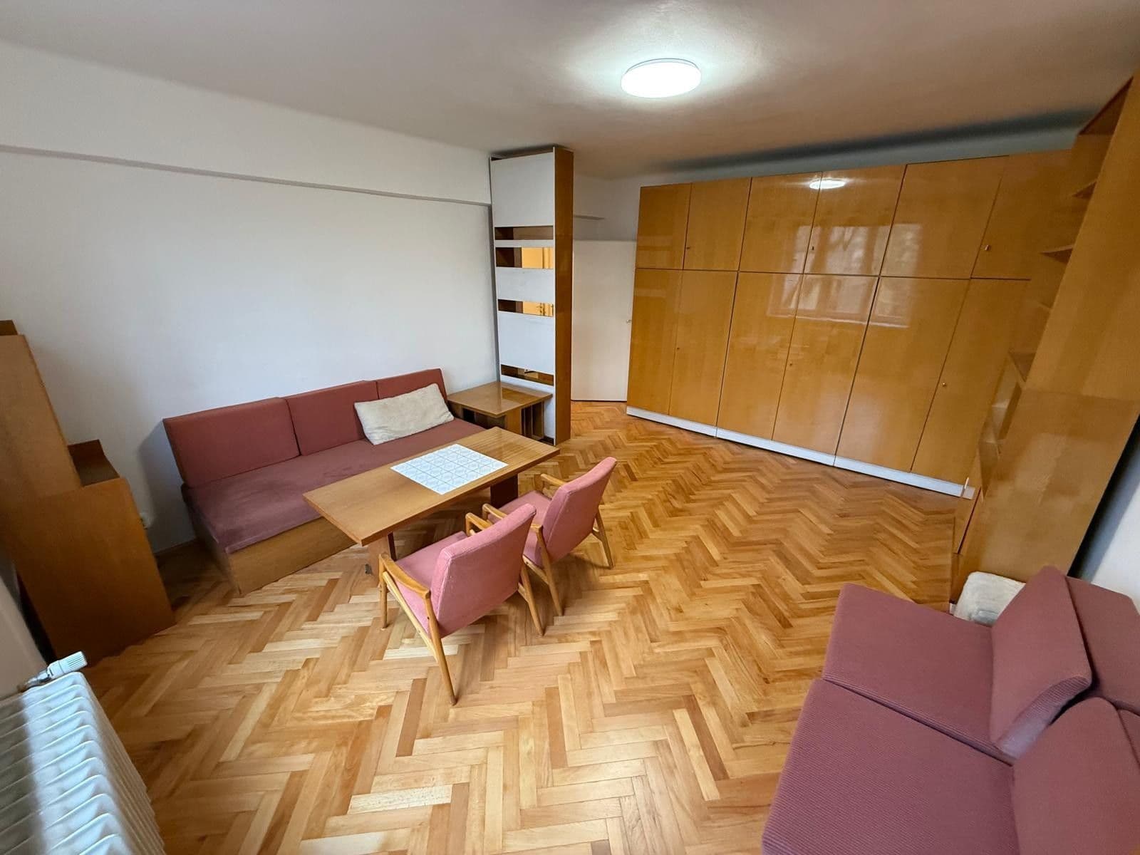 Prenájom bytu 1-izbový 42 m², Stehlíkova, Plzeň, Plzeňský kraj Prenájom bytu 1-izbový 42 m², Stehlíkova, Plzeň, Plzeňský kraj