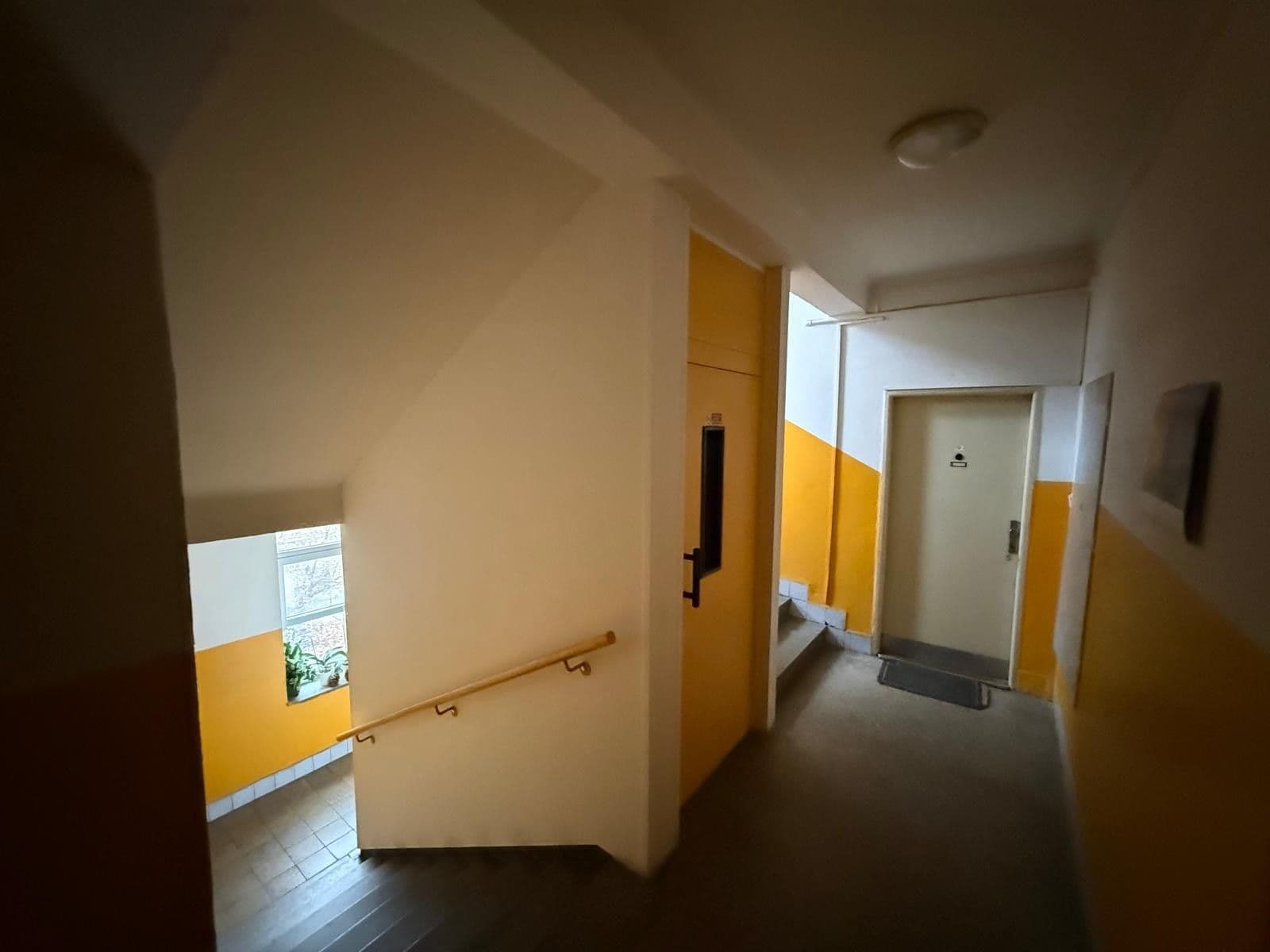 Prenájom bytu 1-izbový 42 m², Stehlíkova, Plzeň, Plzeňský kraj Prenájom bytu 1-izbový 42 m², Stehlíkova, Plzeň, Plzeňský kraj