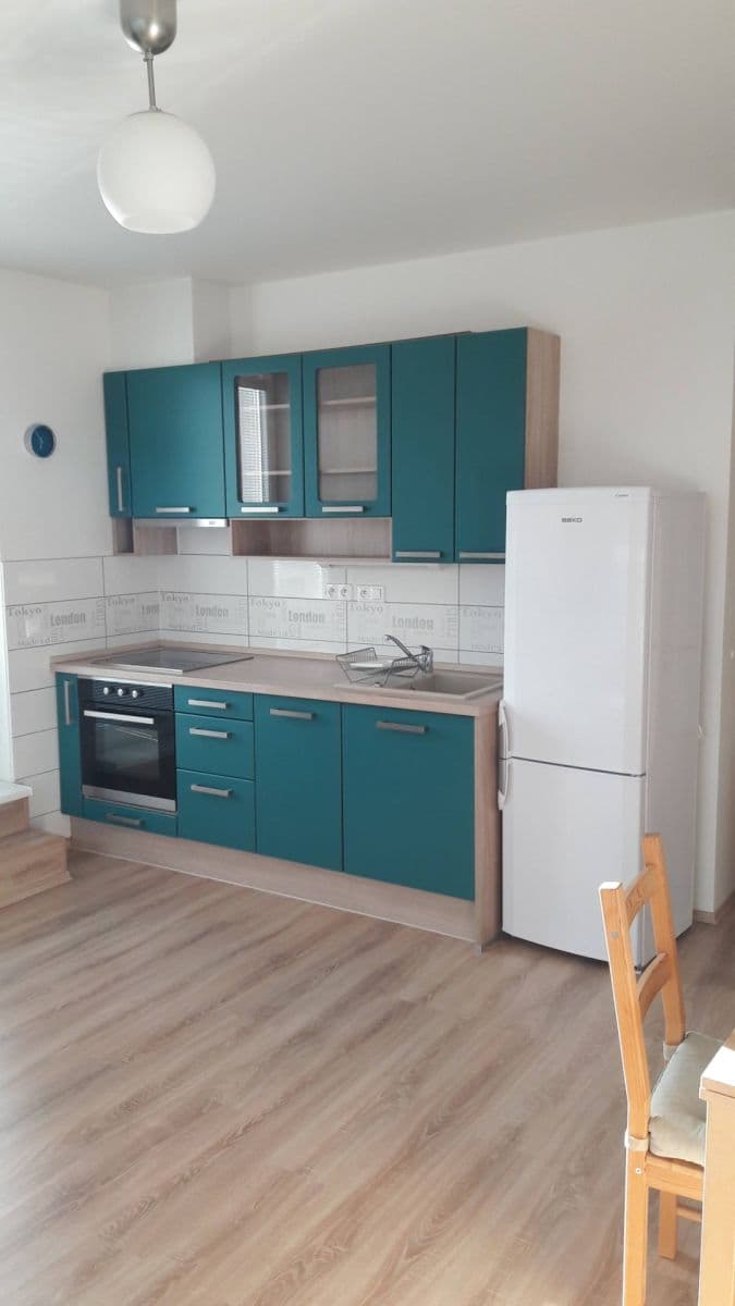 Prenájom bytu 2-izbový 46 m², U Uhříněveské obory, Praha, Praha Prenájom bytu 2-izbový 46 m², U Uhříněveské obory, Praha, Praha