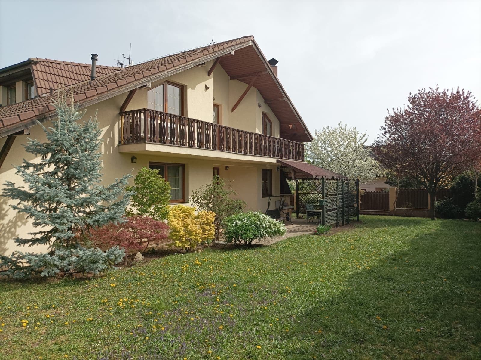 Prenájom domu 212 m², pozemek 1.000 m², Markvartická, Praha, Praha Prenájom domu 212 m², pozemek 1.000 m², Markvartická, Praha, Praha