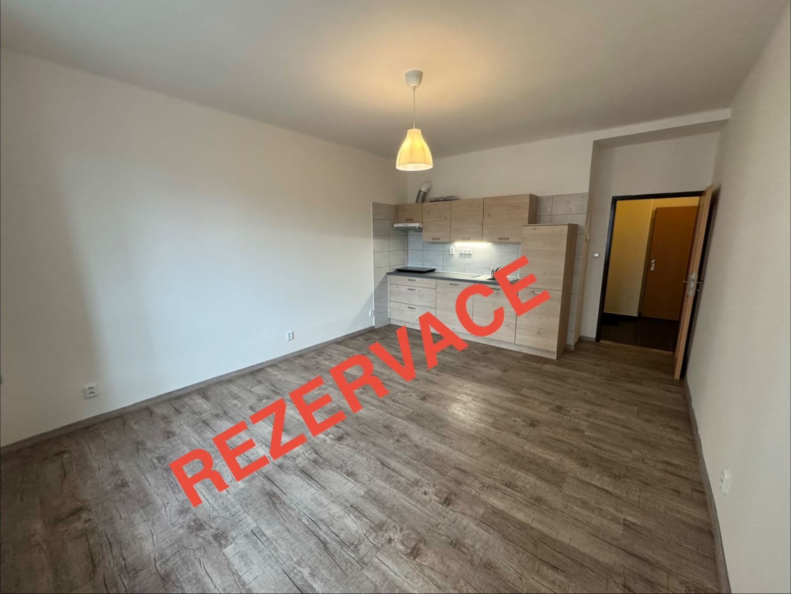 Prenájom bytu 1-izbový 28 m², Křížová, Praha, Praha Prenájom bytu 1-izbový 28 m², Křížová, Praha, Praha