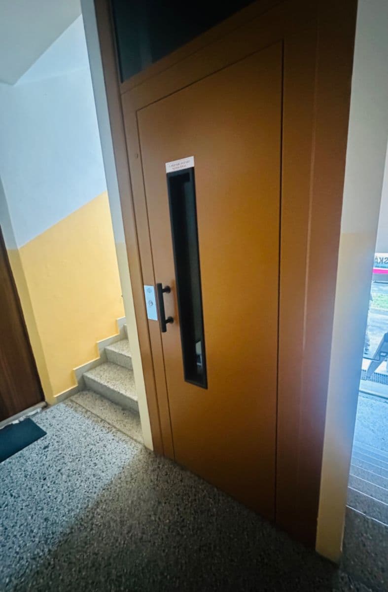 Predaj bytu 3-izbový 62 m², Kaznějovská, Plzeň, Plzeňský kraj Predaj bytu 3-izbový 62 m², Kaznějovská, Plzeň, Plzeňský kraj